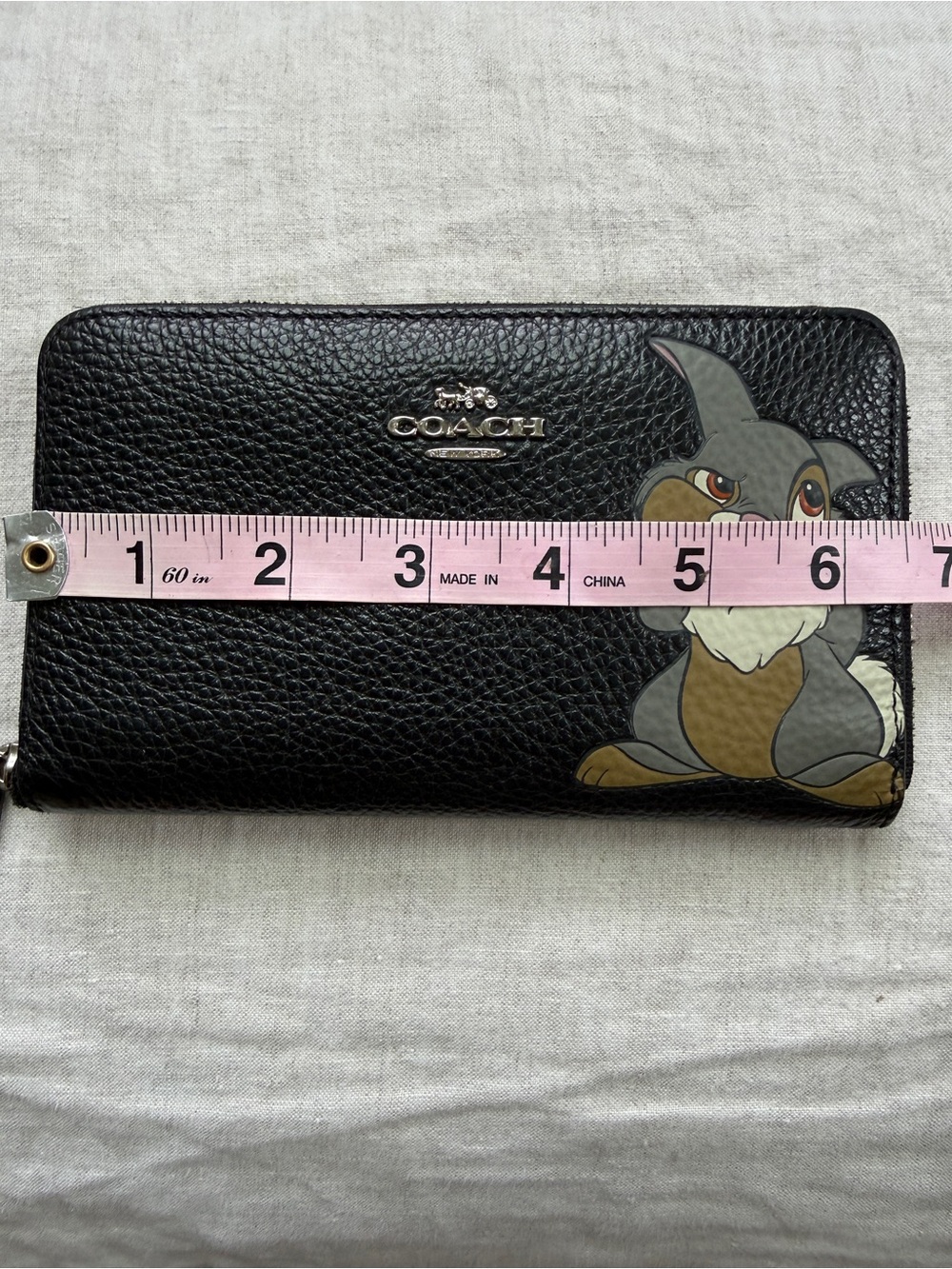 🔥🐰RARE Disney X Coach Medium Black Leather Zip Around Wallet w/ Thumper f/ Bambi - Picture 8 of 16
